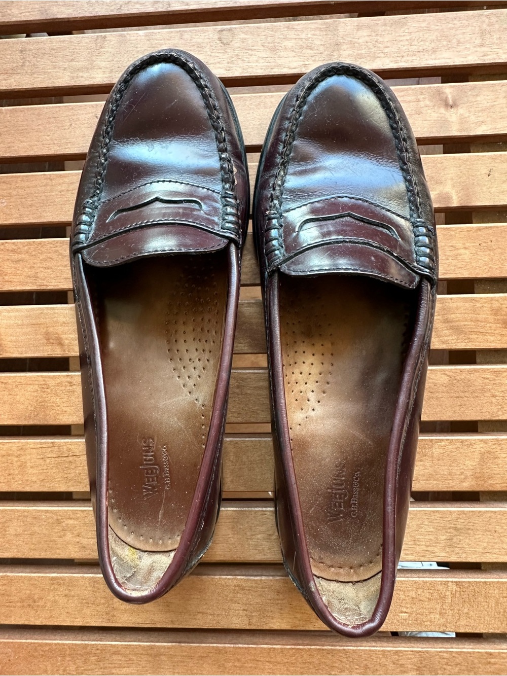 Women’s Classic G.H Bass Weejuns Burgandy Wayfarer Penny Loafers - size 7